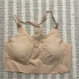 Maidenform Nude/Beige Lace-Back Wireless Bra